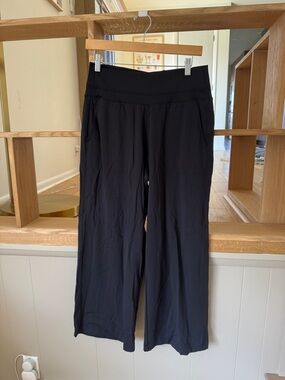 Athleta Wide-Leg Black Women's Pull-On Pants